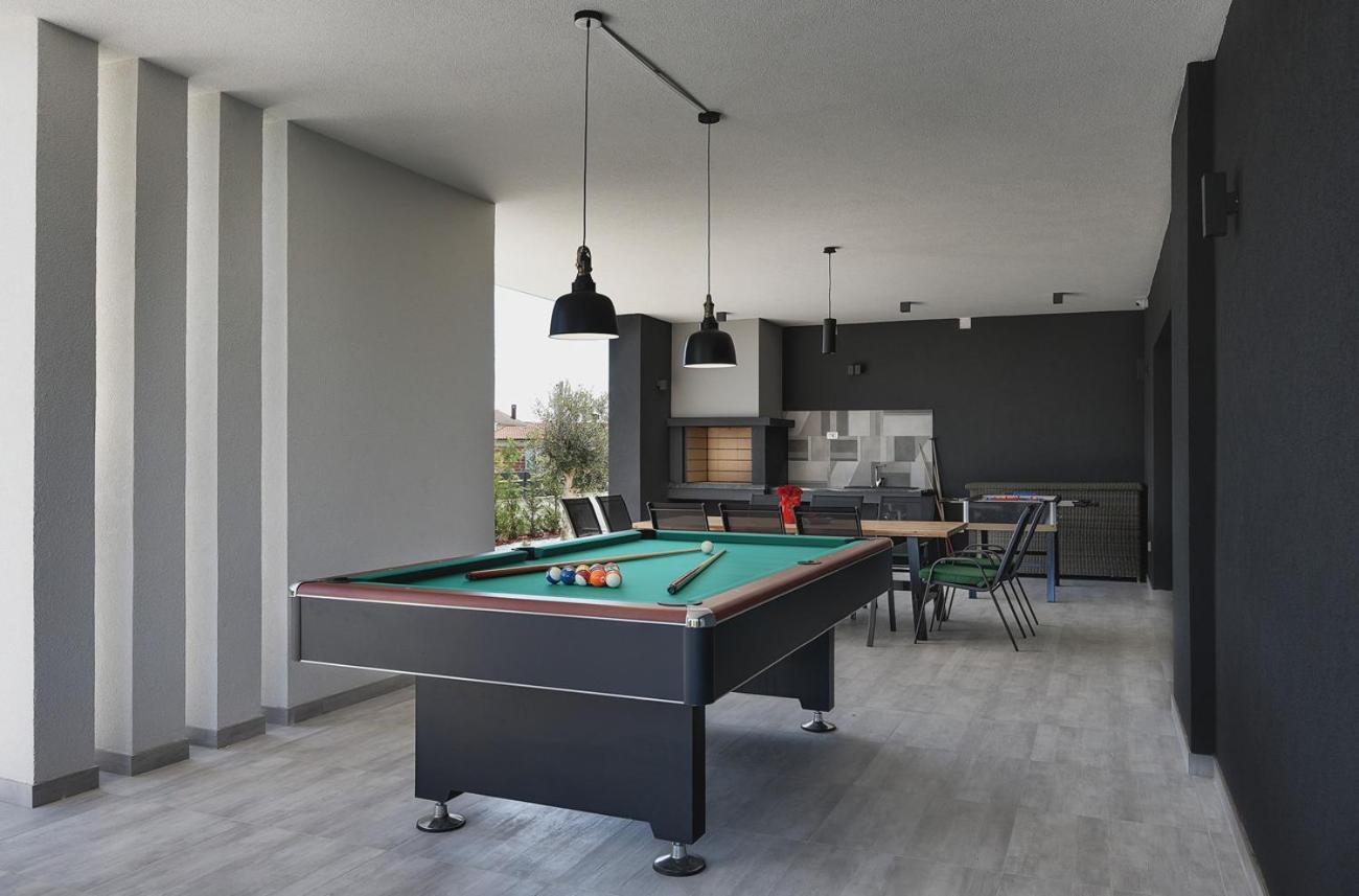 Villa Ula In Pula With Heated Pool And Sauna Luaran gambar