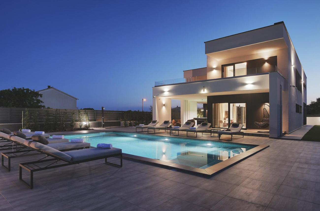 Villa Ula In Pula With Heated Pool And Sauna Luaran gambar