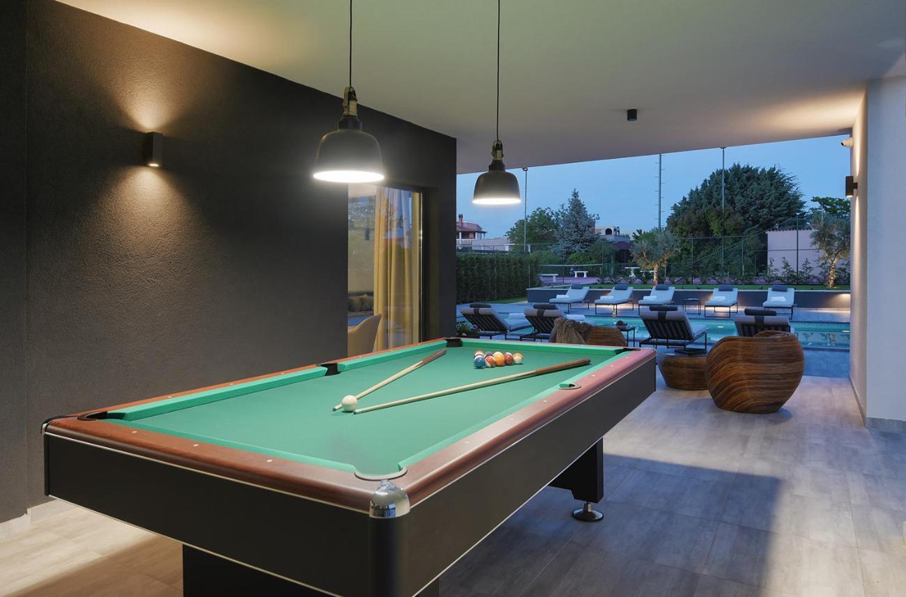 Villa Ula In Pula With Heated Pool And Sauna Luaran gambar
