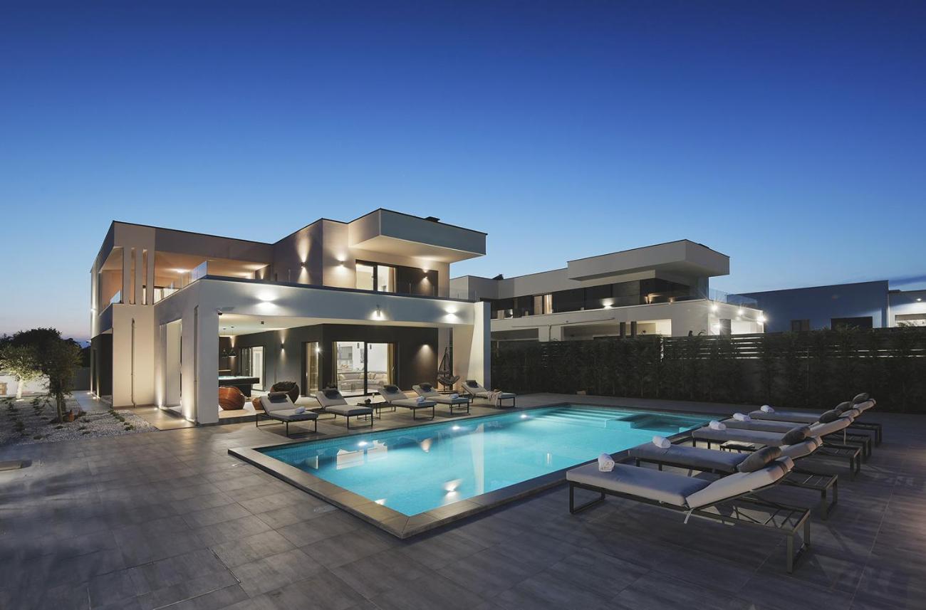 Villa Ula In Pula With Heated Pool And Sauna Luaran gambar